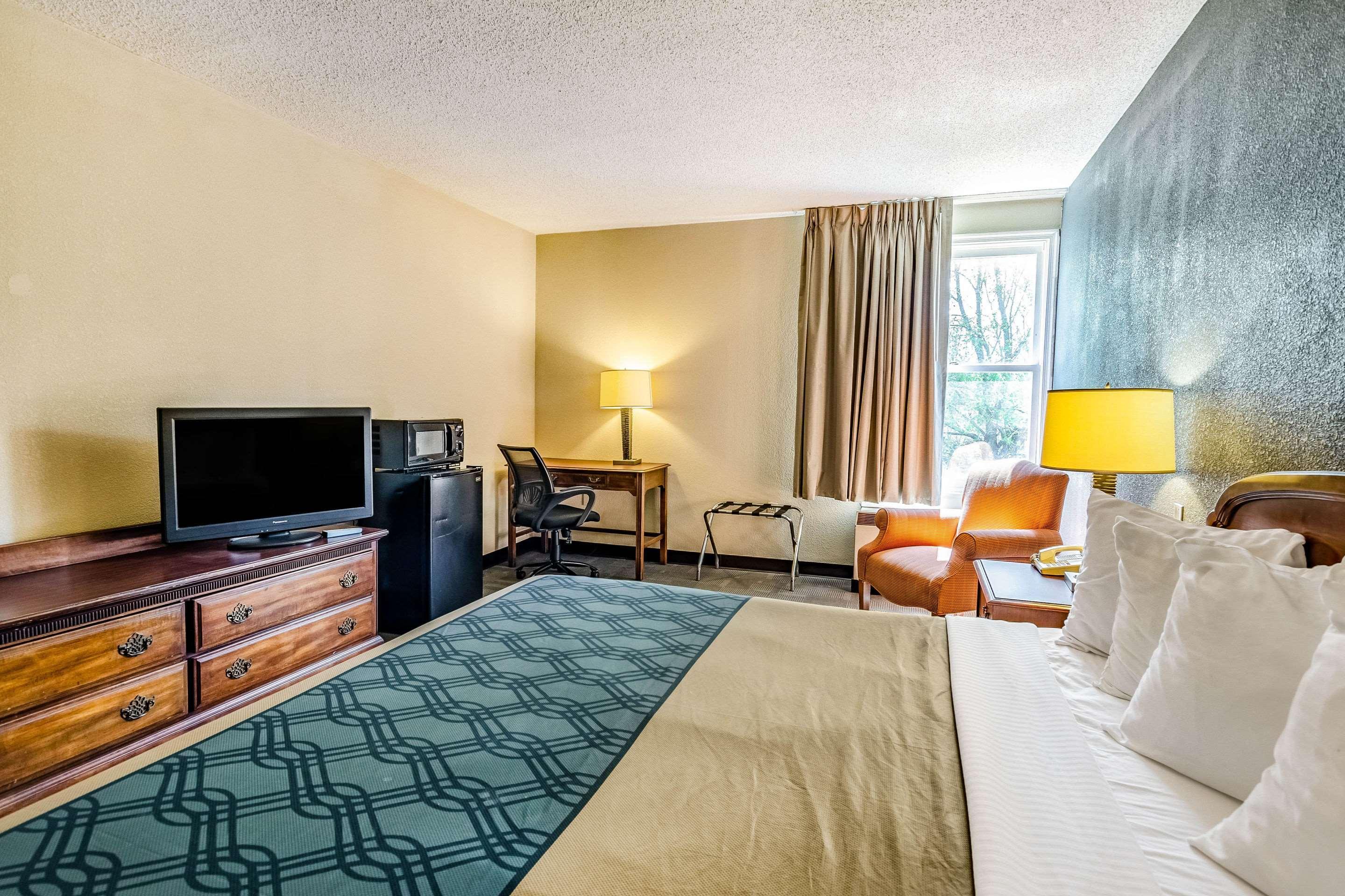 Econo Lodge Inn & Suites Radford-Blacksburg Area Εξωτερικό φωτογραφία
