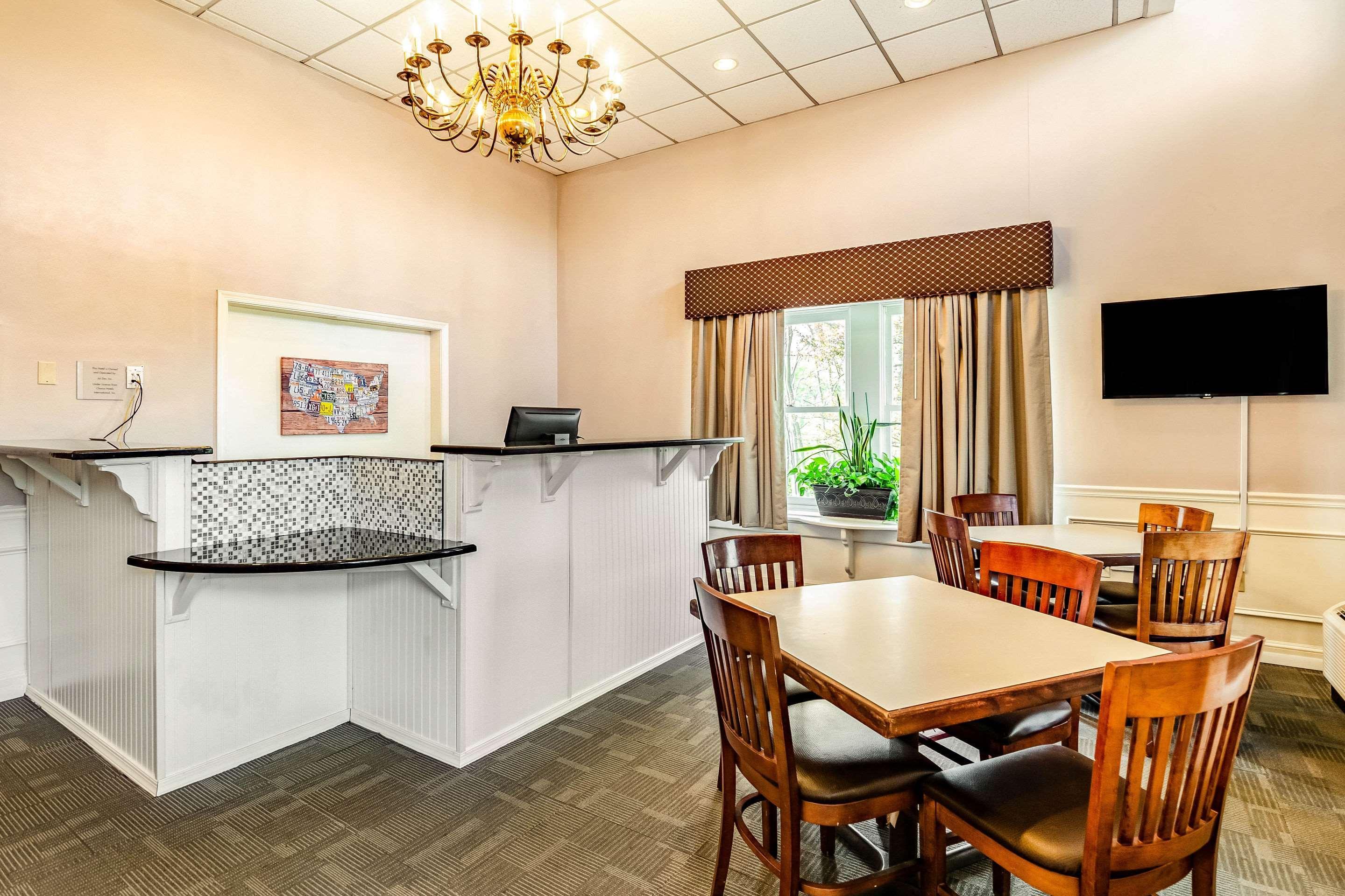 Econo Lodge Inn & Suites Radford-Blacksburg Area Εξωτερικό φωτογραφία