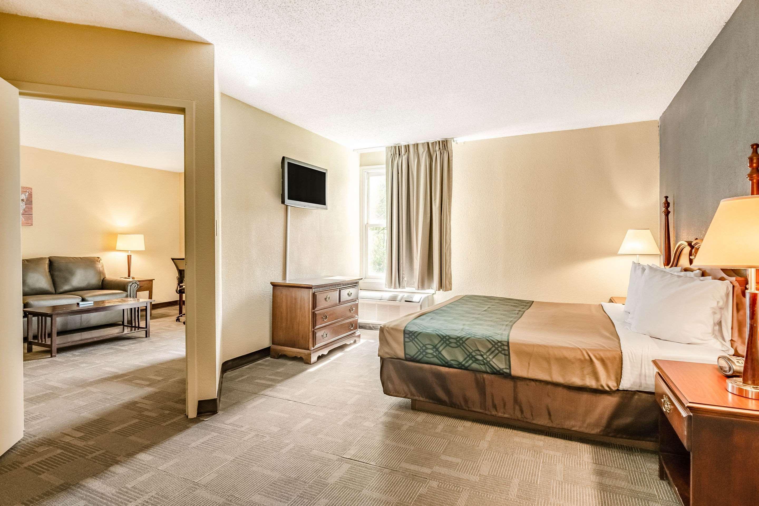 Econo Lodge Inn & Suites Radford-Blacksburg Area Εξωτερικό φωτογραφία
