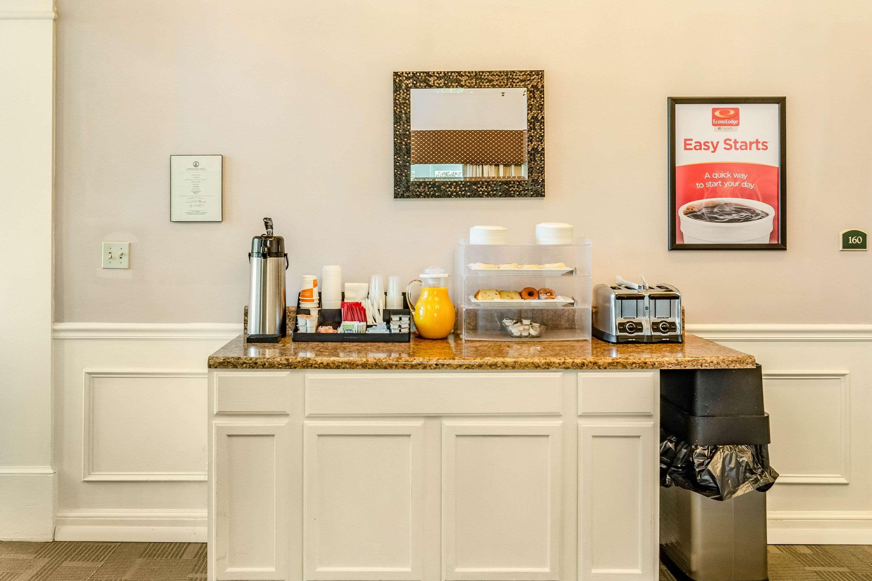 Econo Lodge Inn & Suites Radford-Blacksburg Area Εξωτερικό φωτογραφία